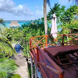 Ensueno, Lagoon Private Front Homestay